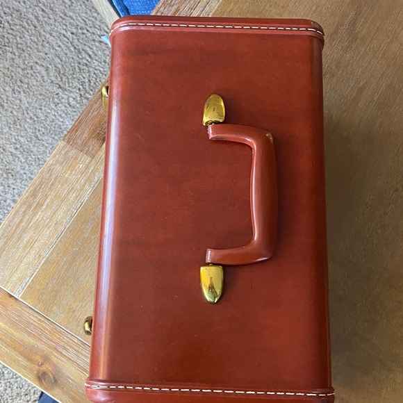 Samsonite Classic Chestnut Train Case - Picture 8 of 16